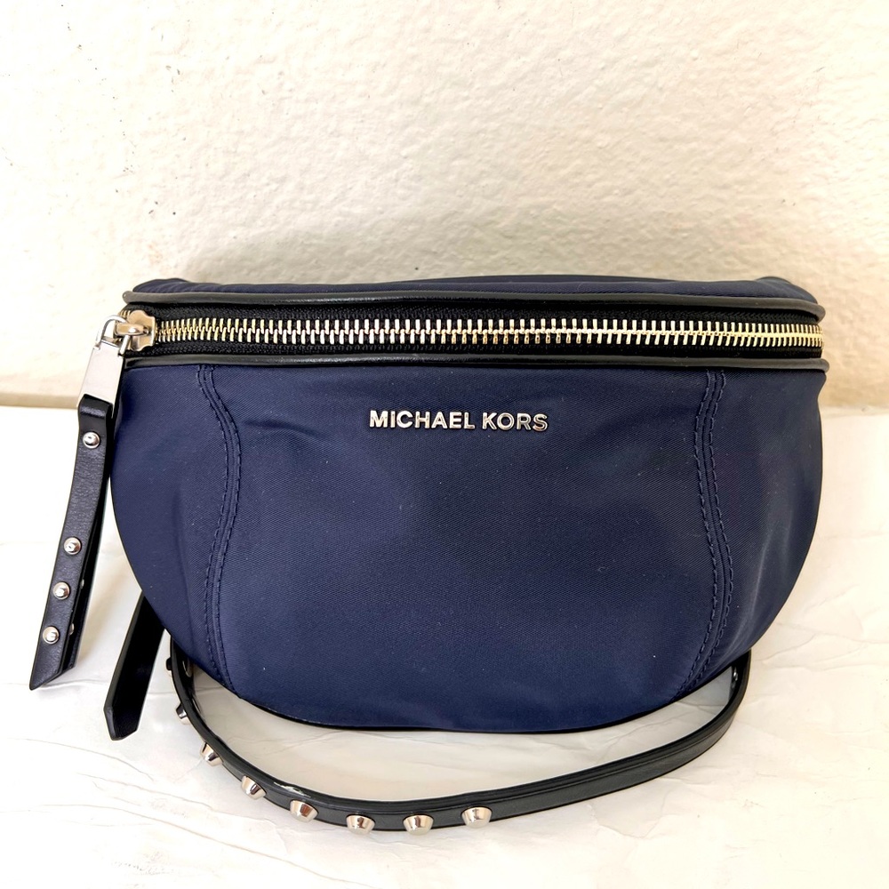 🔥Michael Kors FannyPack